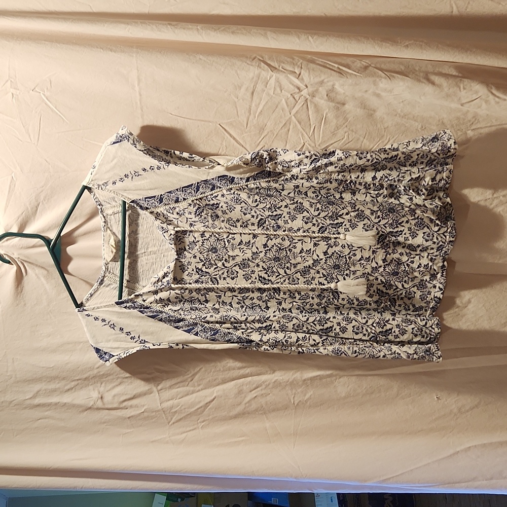 Washed once, never worn Magnolia Grace sleeveless top.